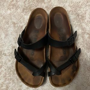 Birkenstock - Size 39 Black Mayari Style